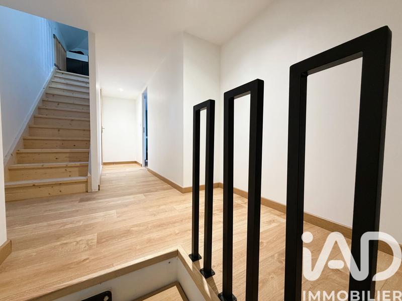 Maison - 137 m² - 5 pièces