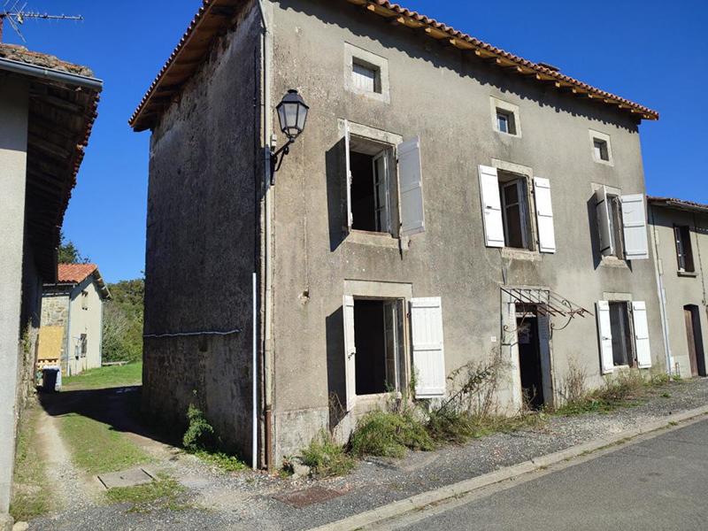 Maison - 99 m² - 4 pièces