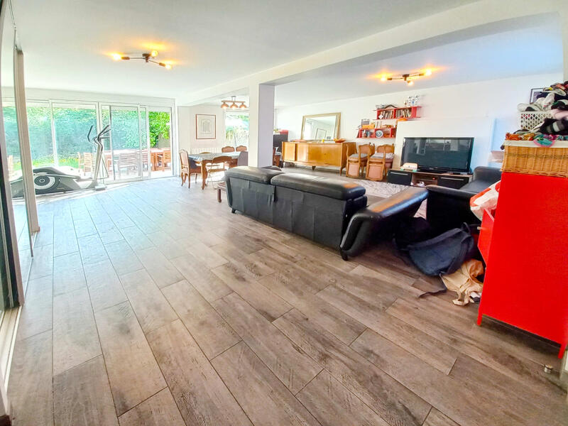 Maison - 144 m² - 7 pièces