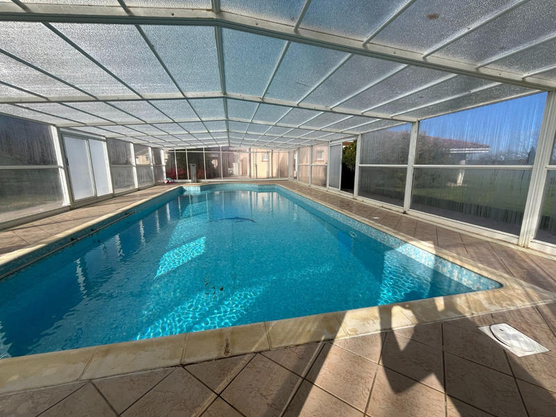 Viager - Propriété - 336 m² - 12 pièces