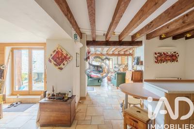 Maison - 276 m² - 7 pièces