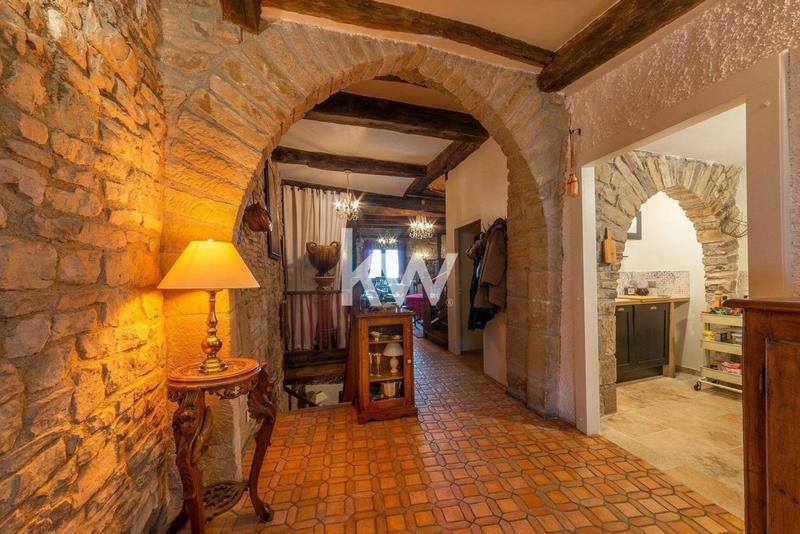 Maison de village - 179 m² - 6 pièces