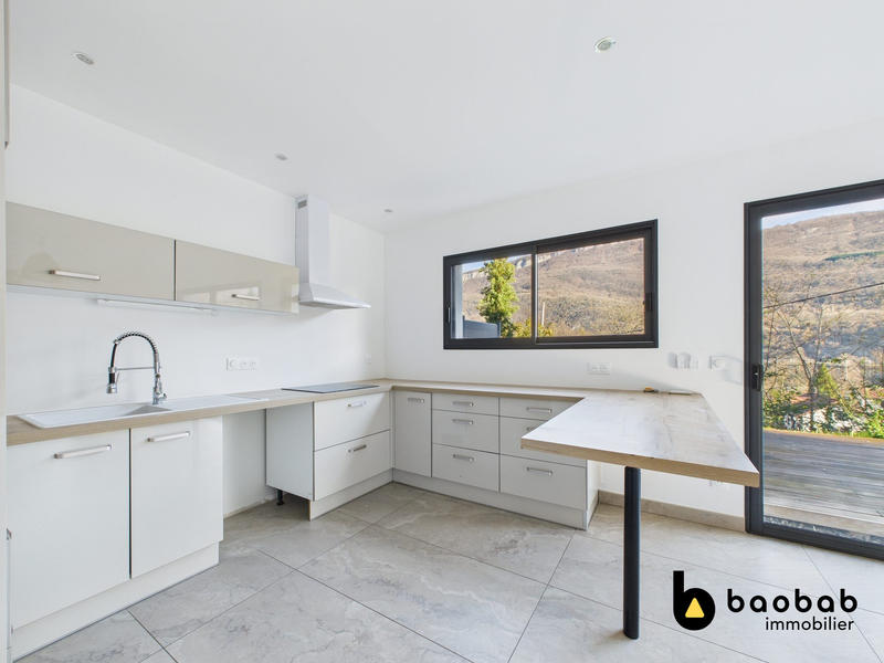 Maison - 124 m² - 5 pièces