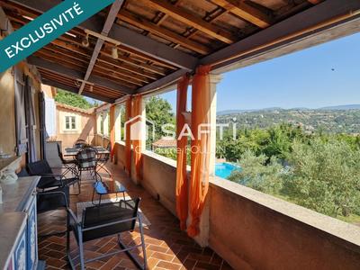 Maison - 141 m² - 7 pièces