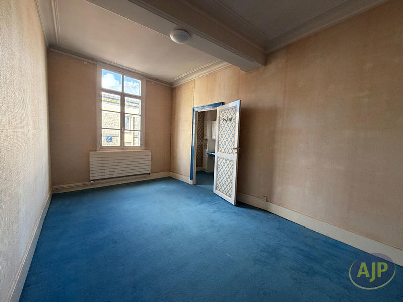 Maison - 346 m² - 11 pièces