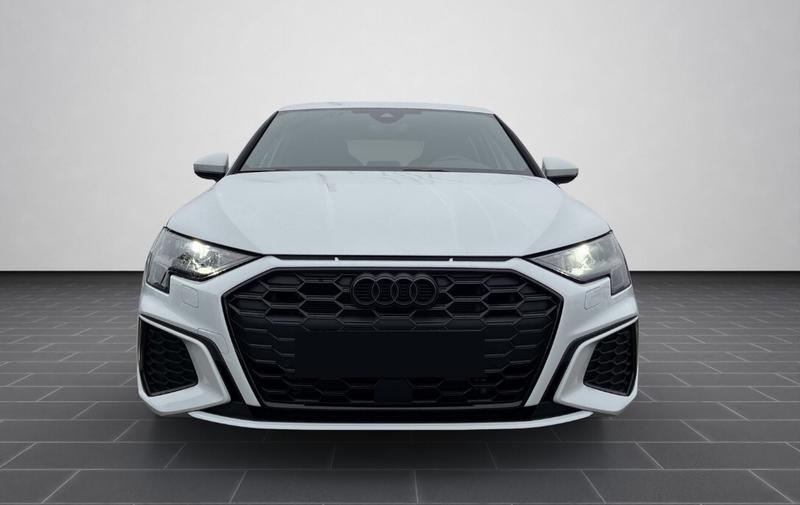 Audi A3 sportback 45 TFSIe 245 s-Line Hybride Rechargeable / Sieges Rs Camera de Recul Coffre Elec Carplay Android Auto