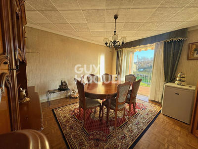 Maison - 100 m² - 5 pièces