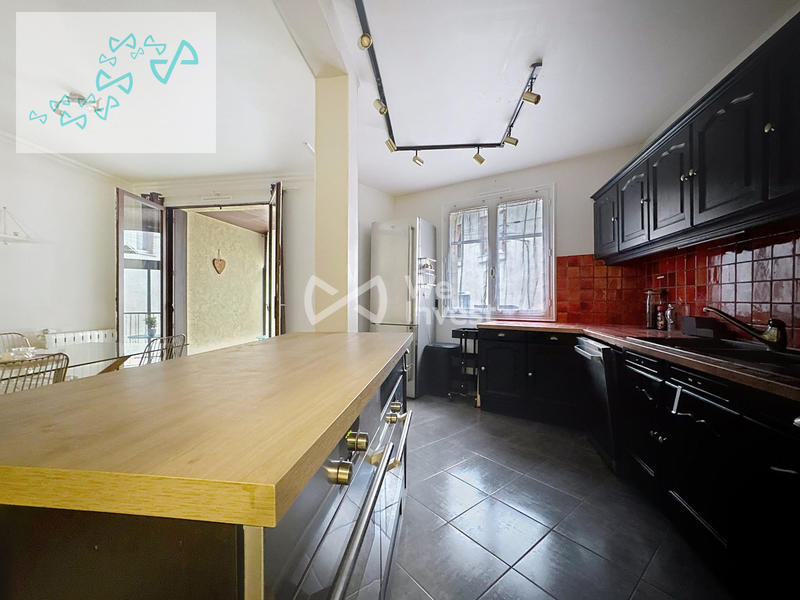 Maison traditionnelle - 85 m² - 3 pièces