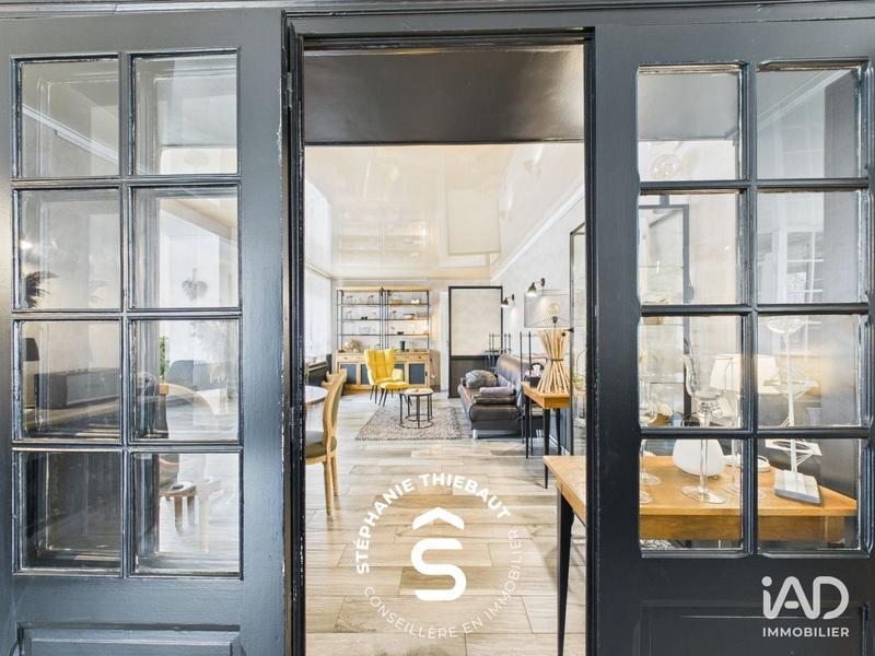 Local commercial - 407 m²