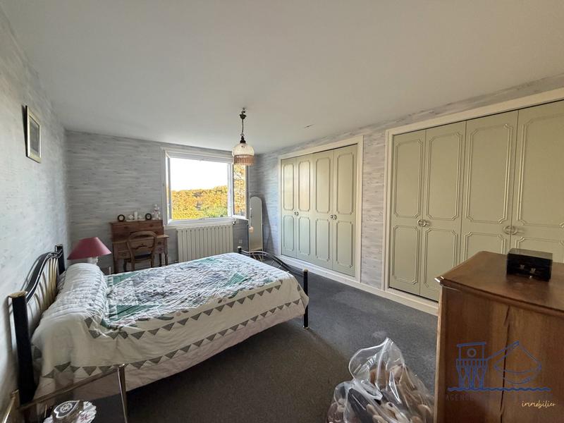 Maison ancienne - 319 m² - 10 pièces