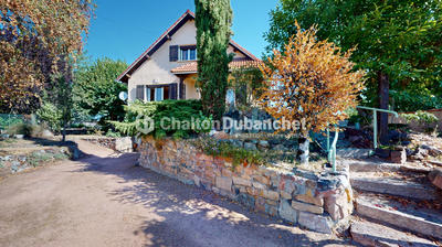 Maison - 121 m² - 5 pièces