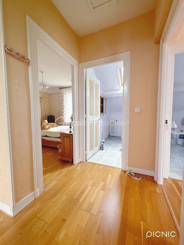 Demeure - 116 m² - 6 pièces