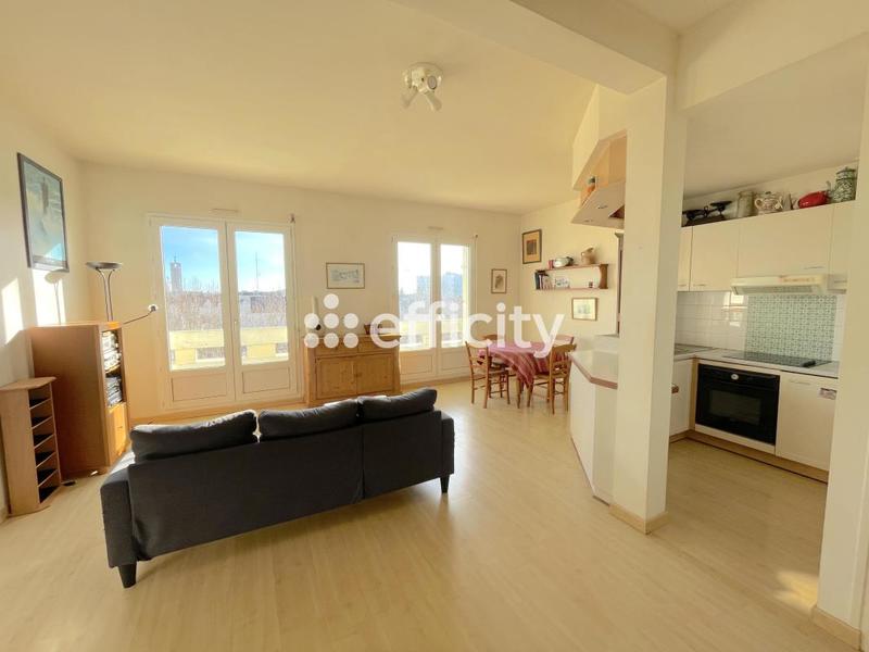 Appartement - 77 m² - 4 pièces