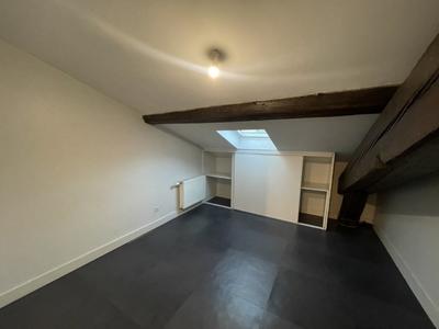 Studio - 33 m² - 1 pièce