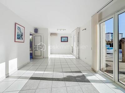 Villa - 110 m² - 6 pièces