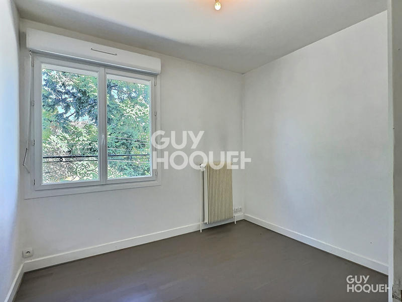 Appartement - 98 m² - 5 pièces