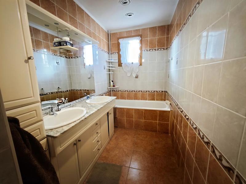 Maison - 117 m² - 6 pièces