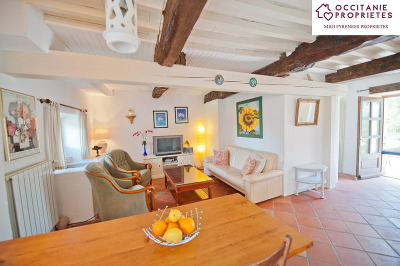 Propriété - 575 m² - 30 pièces