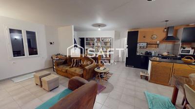 Maison - 97 m² - 5 pièces