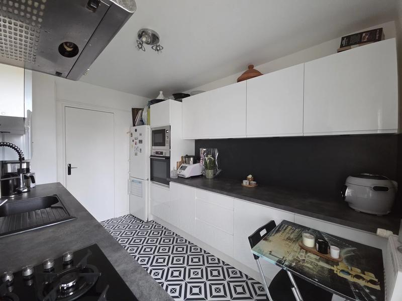 Appartement - 82 m² - 4 pièces