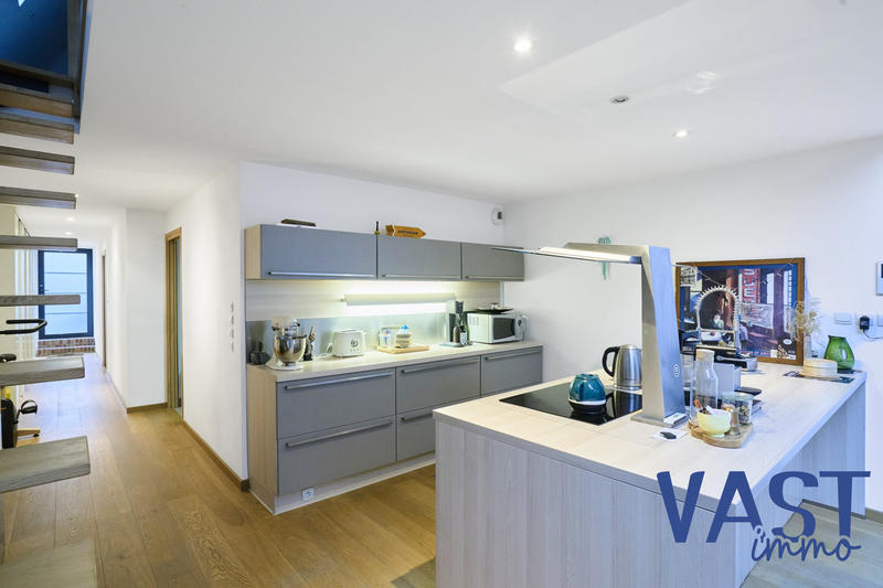 Loft - 127 m² - 4 pièces