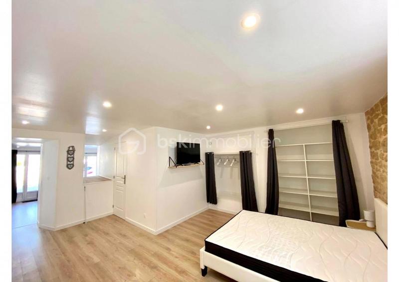 Immeuble - 256 m² - 11 pièces