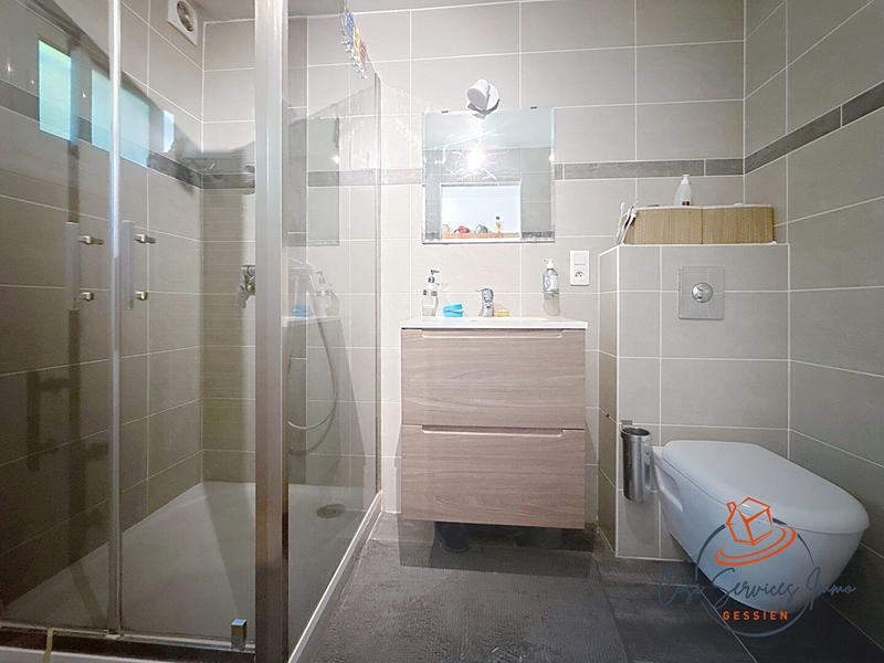 Maison - 180 m² - 6 pièces