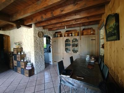 Maison traditionnelle - 130 m² - 4 pièces
