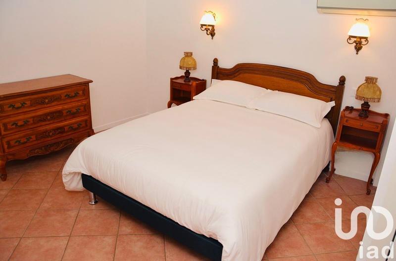 Maison - 311 m² - 8 pièces