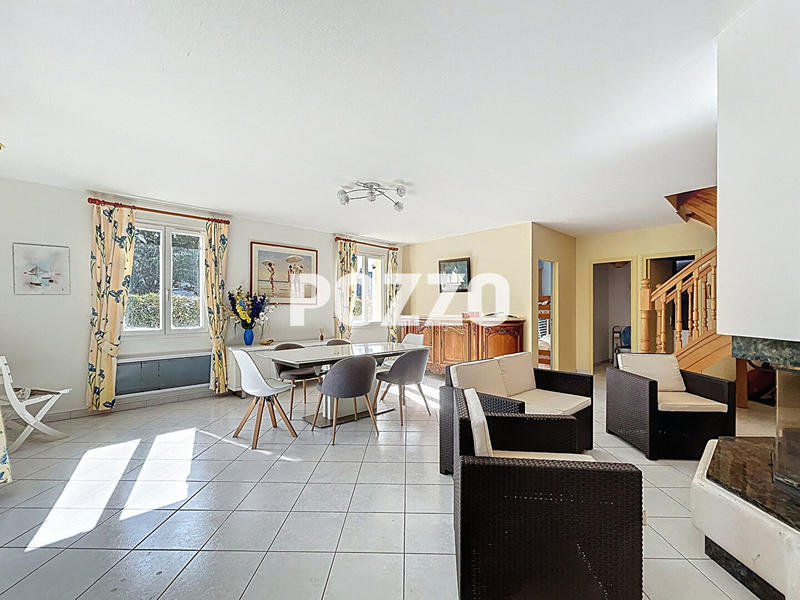 Maison - 96 m² - 6 pièces