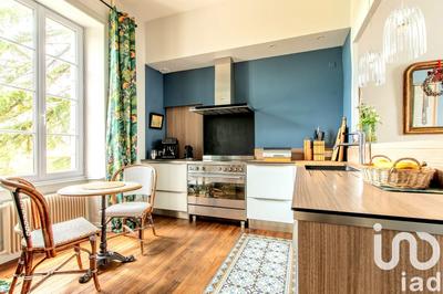 Maison - 251 m² - 11 pièces