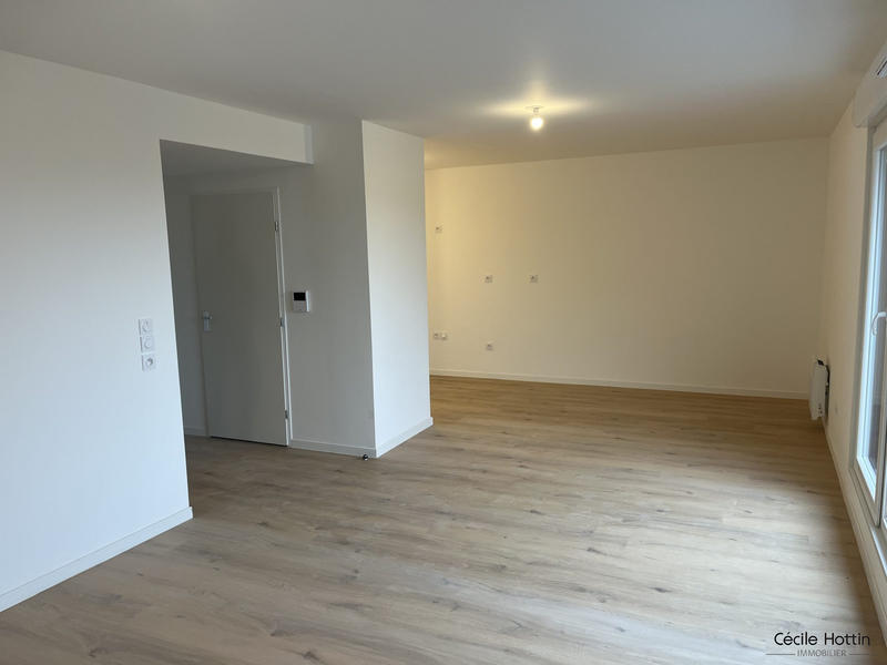 Appartement - 77 m² - 3 pièces