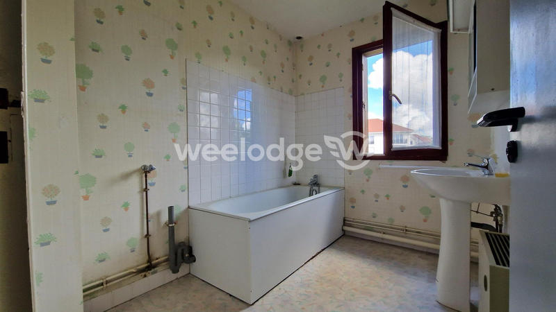 Maison - 85 m² - 4 pièces