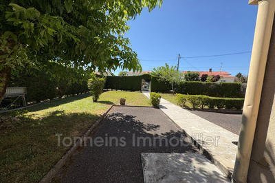 Maison - 90 m² - 5 pièces