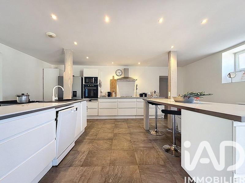 Maison de campagne - 259 m² - 7 pièces