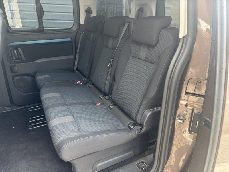 Peugeot Traveller BlueHDi 115 s&amp;amp;S Compact Active