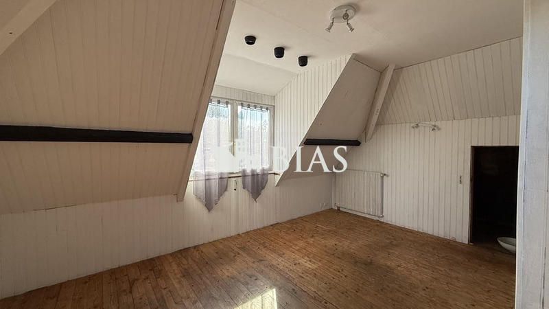 Maison - 124 m² - 8 pièces