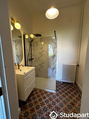 Chambre - 15 m² - 1 pièce