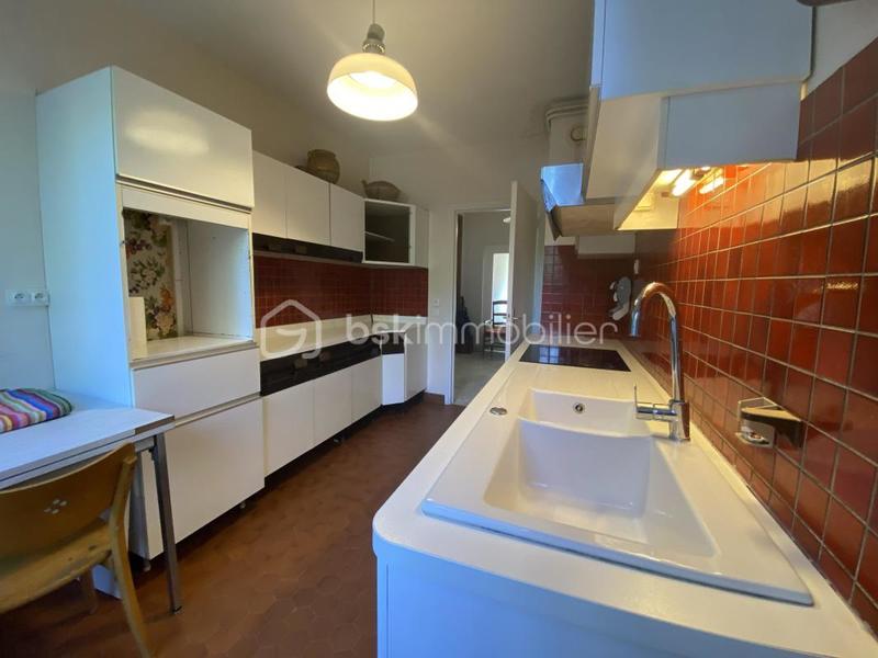 Appartement - 140 m² - 6 pièces