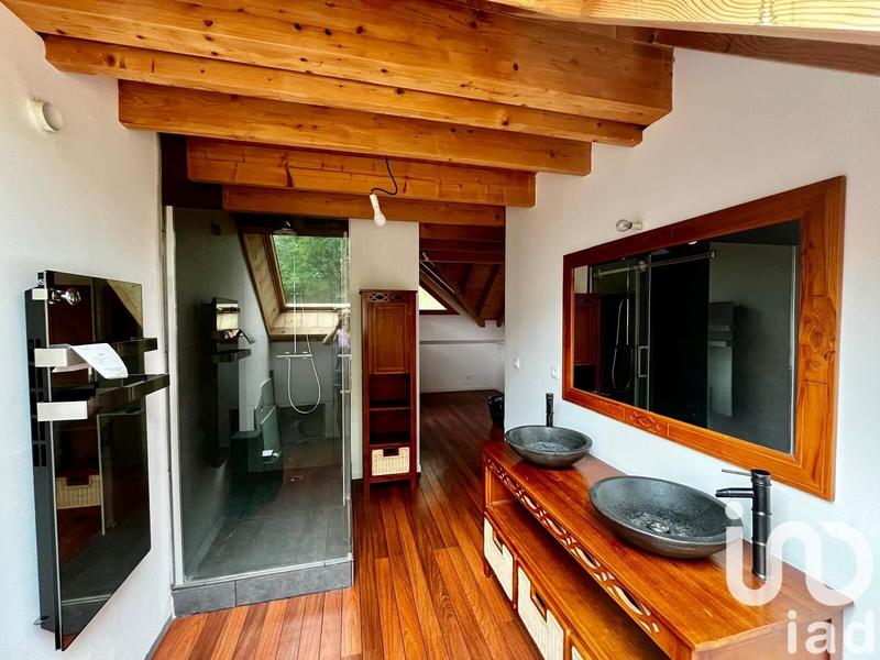 Châlet - 111 m² - 4 pièces