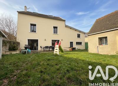 Maison - 144 m² - 6 pièces