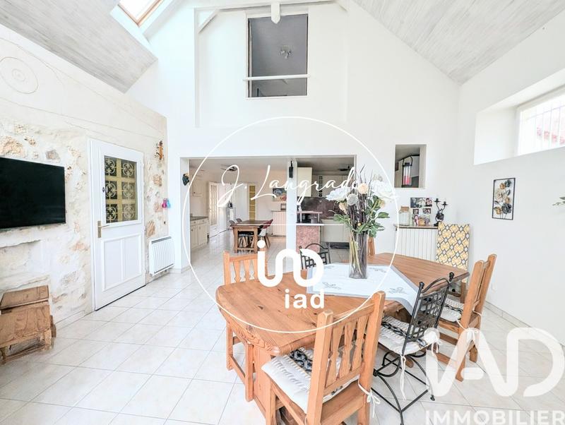 Maison - 179 m² - 7 pièces