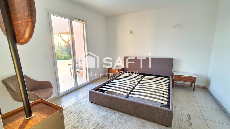 Villa - 168 m² - 6 pièces