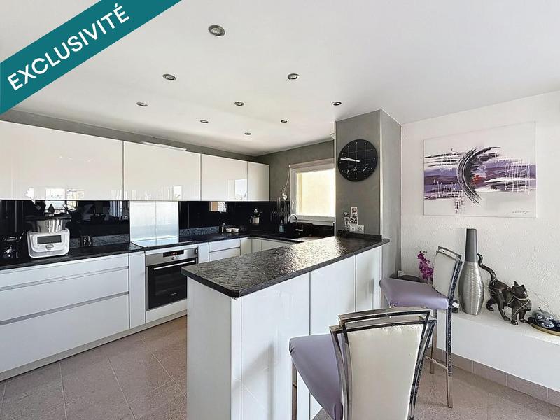 Appartement - 150 m² - 6 pièces