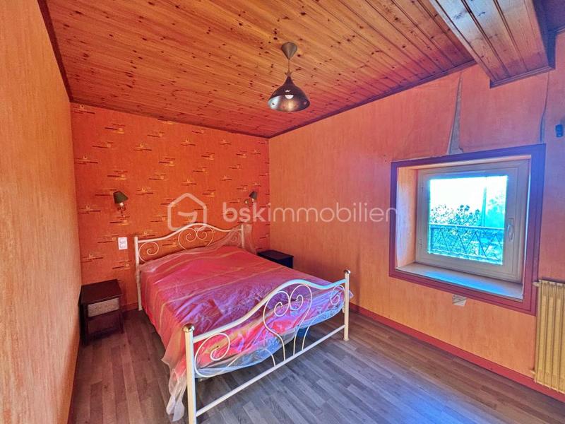 Maison - 270 m² - 10 pièces