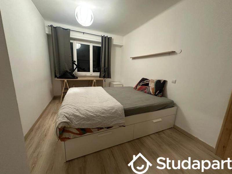 Chambre - 17 m² - 1 pièce