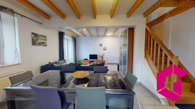 Maison - 102 m² - 4 pièces