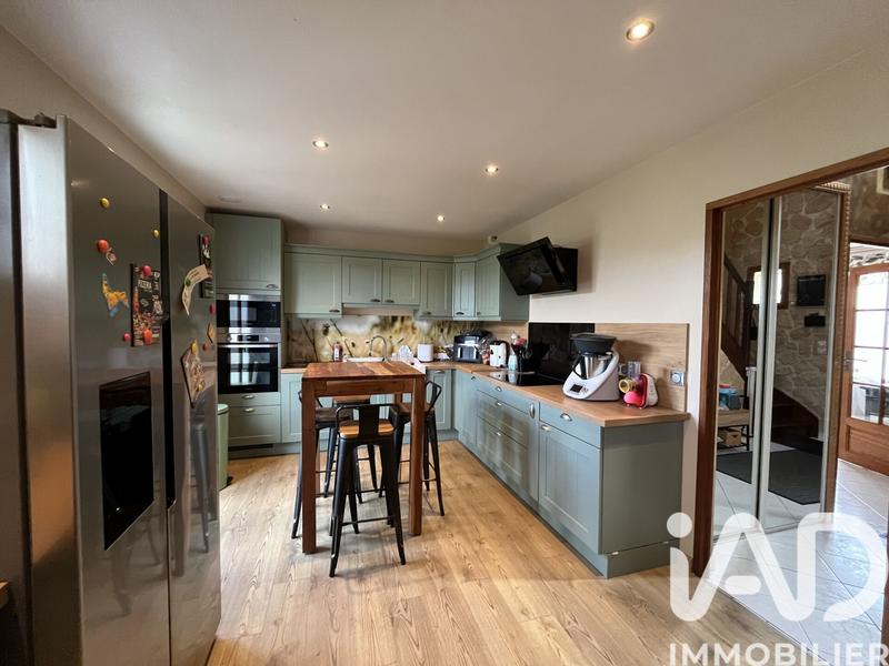 Maison - 138 m² - 7 pièces