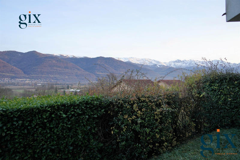 Appartement - 79 m² - 3 pièces