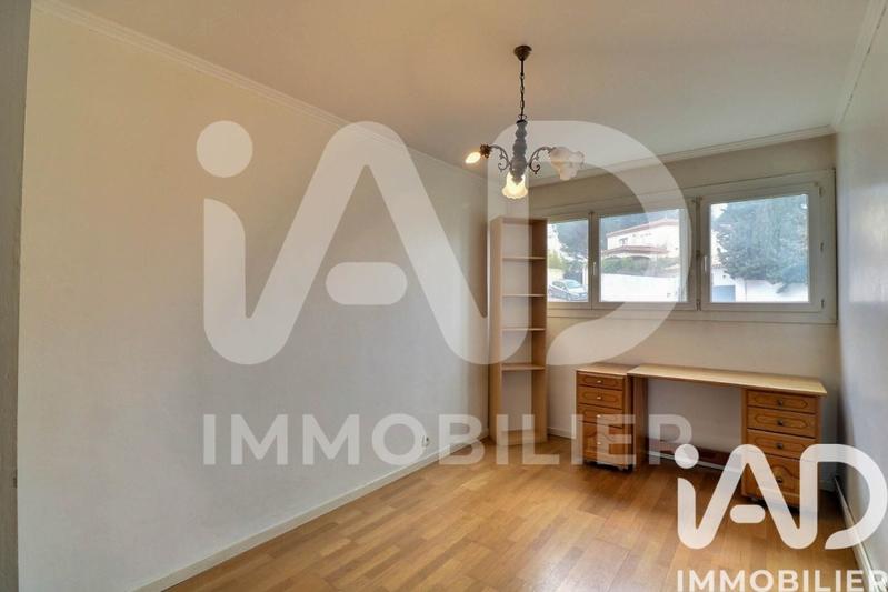 Appartement - 70 m² - 4 pièces
